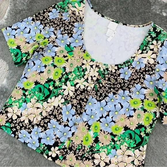 NWT Floral Scoop Neck Top - Picture 5 of 11